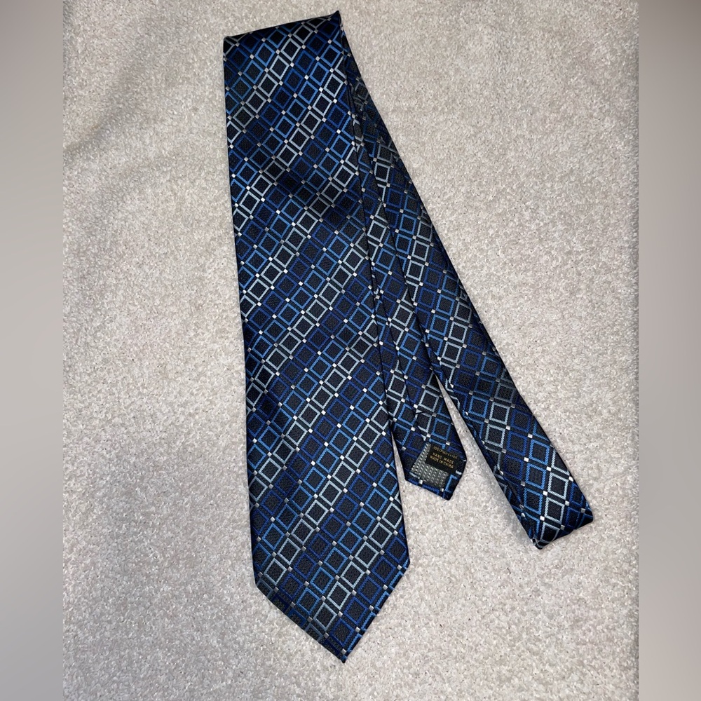 Alexander Julian Colours Blue Diamond Neck Tie 100% Polyester - Picture 1 of 4